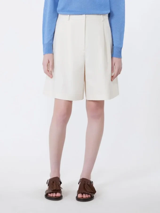 Bermudashorts i bomulls- og lin-canvas, ecru