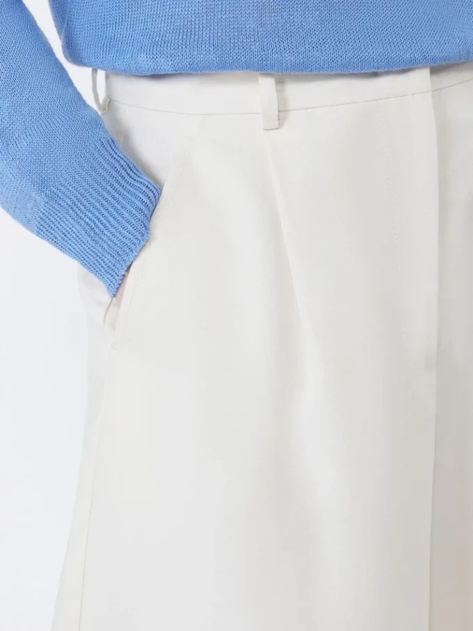 Bermudashorts i bomulls- og lin-canvas, ecru