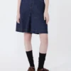 Bermudashorts i denim av bomull og lin, marineblå Bermudashorts i denim av bomull og lin, marineblå