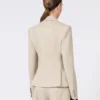 Blazer i ull, mohair og silke med dobbeltspent knappestolpe, sand