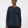 Bluse i silkecrepe de chine, ultramarin Bluse i silkecrepe de chine, ultramarin