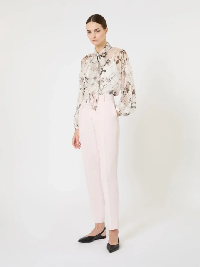 Bluse i trykt chiffon, hvit Bluse i trykt chiffon, hvit