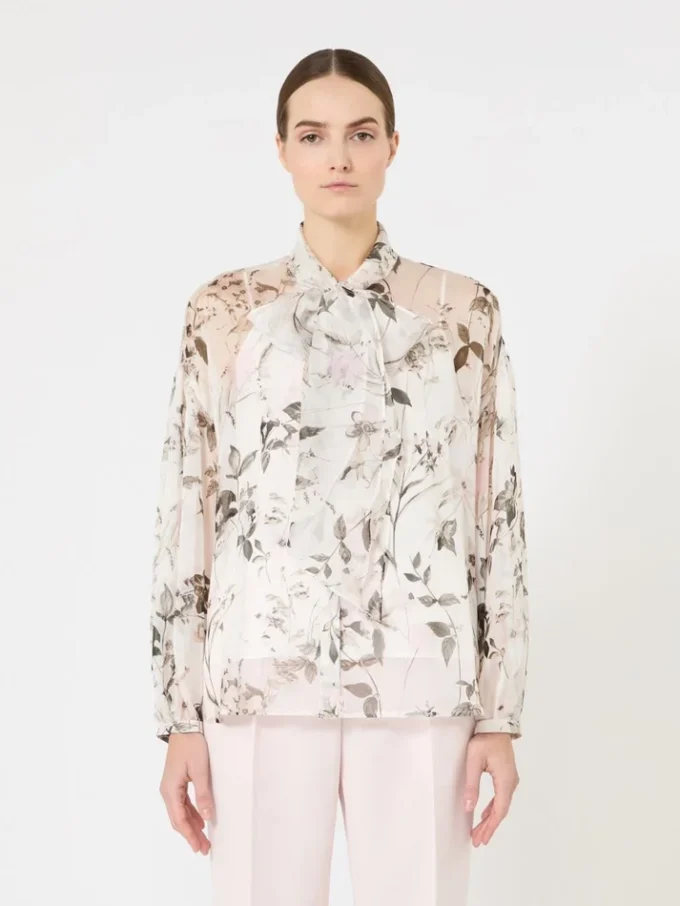 Bluse i trykt chiffon, hvit Bluse i trykt chiffon, hvit