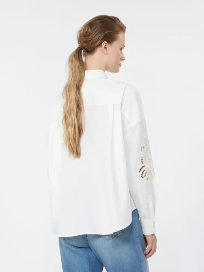 Bomullsbluse med blonder og broderier, hvit