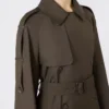 Bred, vannavvisende trenchcoat i twill, grønn Bred, vannavvisende trenchcoat i twill, grønn