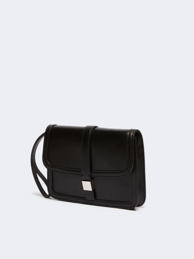 Clutch i glatt skinn, svart