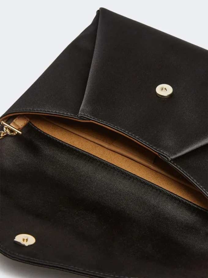 Clutch i viskose og silkesatin, svart