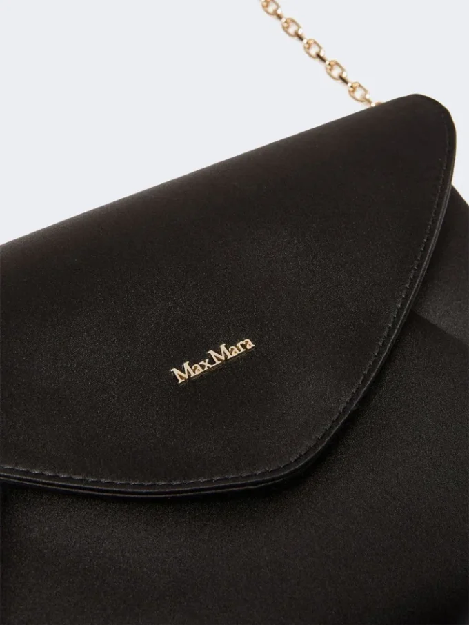 Clutch i viskose og silkesatin, svart