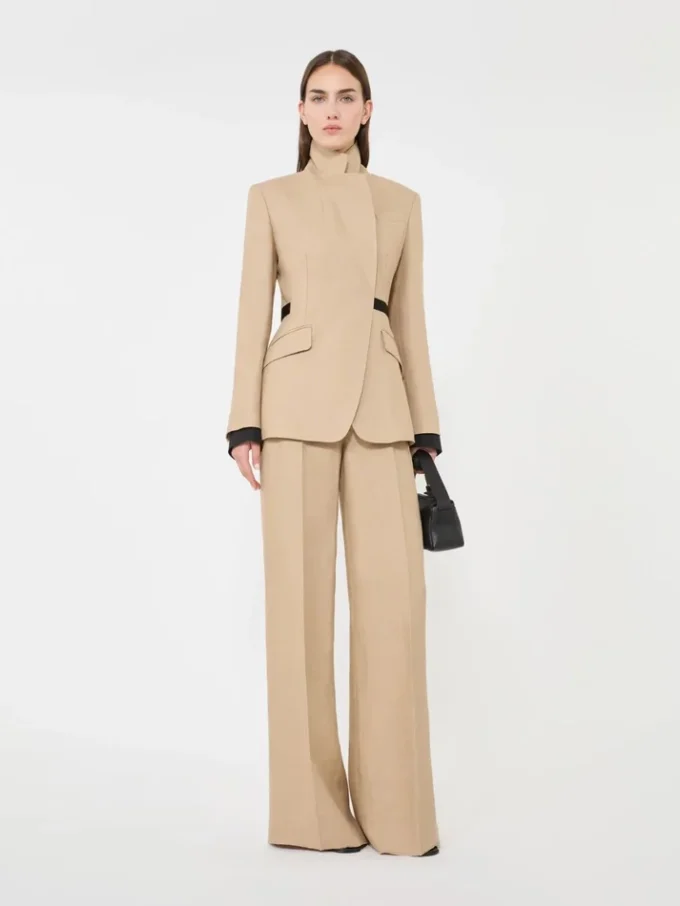 Dobbeltradet blazer i rent lin (natta), kamel