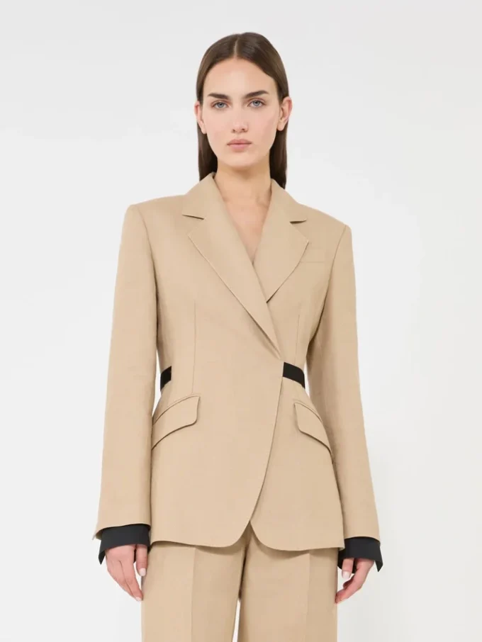 Dobbeltradet blazer i rent lin (natta), kamel