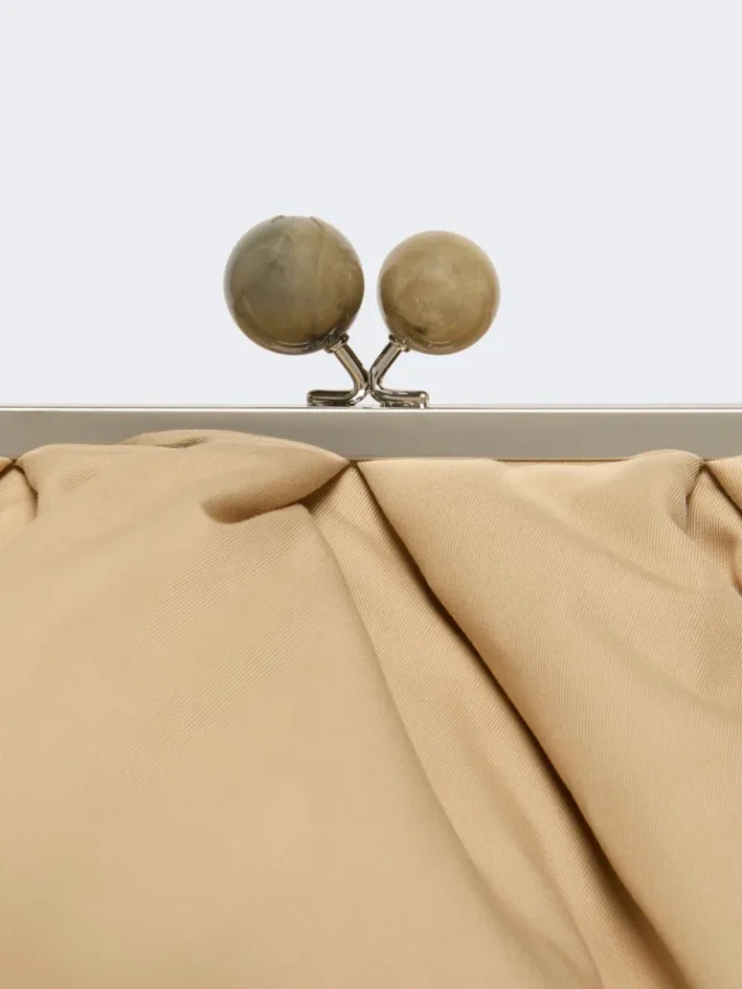 Ekstra stor, polstret Pasticcino-veske i teknisk gabardin, beige Ekstra stor, polstret Pasticcino-veske i teknisk gabardin, beige