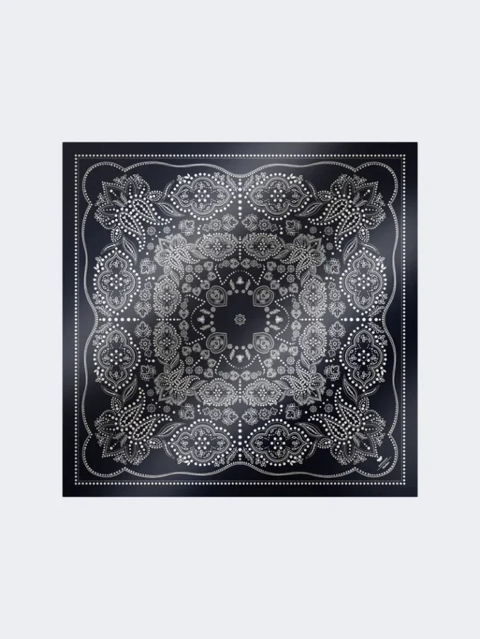 Firkantet foulard i silke med trykk, midnattsblå Firkantet foulard i silke med trykk, midnattsblå