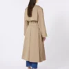 Flytende trenchcoat i bomull og nylon, hasselnøttbrun Flytende trenchcoat i bomull og nylon, hasselnøttbrun