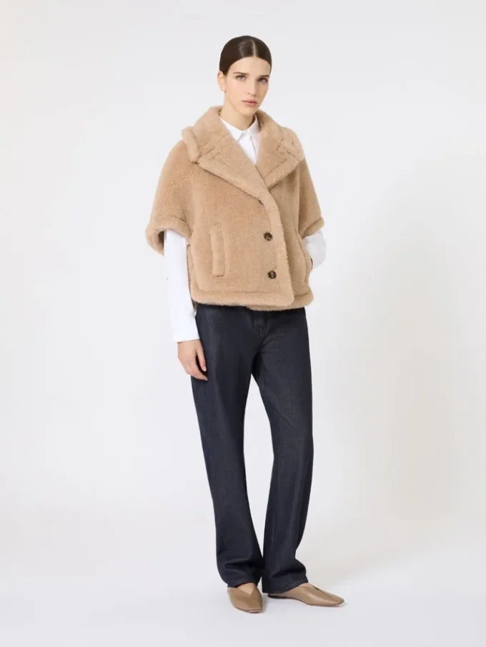 Kappe i teddy-stoff av alpakka og kashmir med boksformet passform, beige