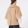 Kappe i teddy-stoff av alpakka og kashmir med boksformet passform, beige
