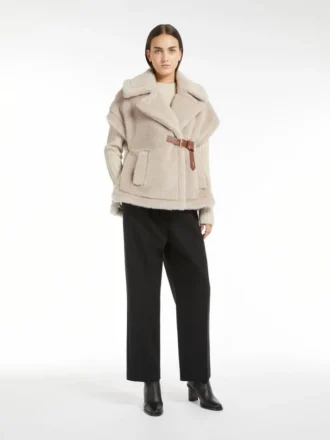 Kappe i teddy-stoff av alpakka og ull, beige