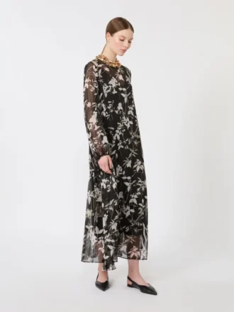 Kjole i trykt chiffon, svart