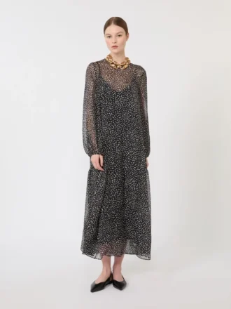 Kjole i trykt chiffon, svart