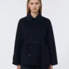 Kort jakke i Pure Wool med dobbeltspent knappestolpe, midnattsblå Kort jakke i Pure Wool med dobbeltspent knappestolpe, midnattsblå