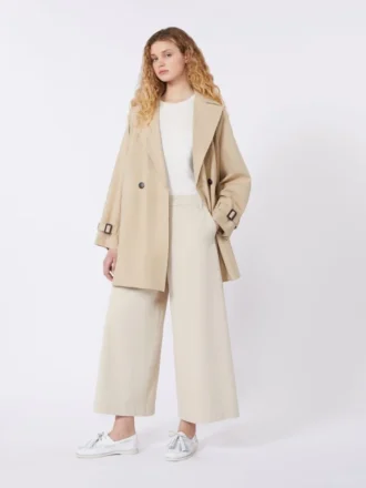 Kort trenchcoat i vannavvisende kanvas, beige