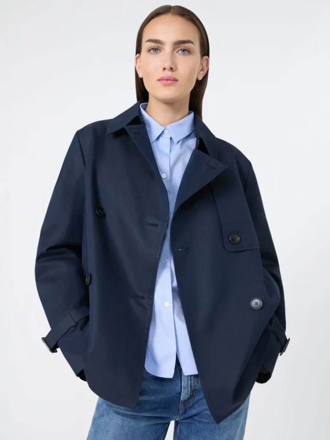 Kort, vannavvisende trenchcoat i gabardin, marineblå