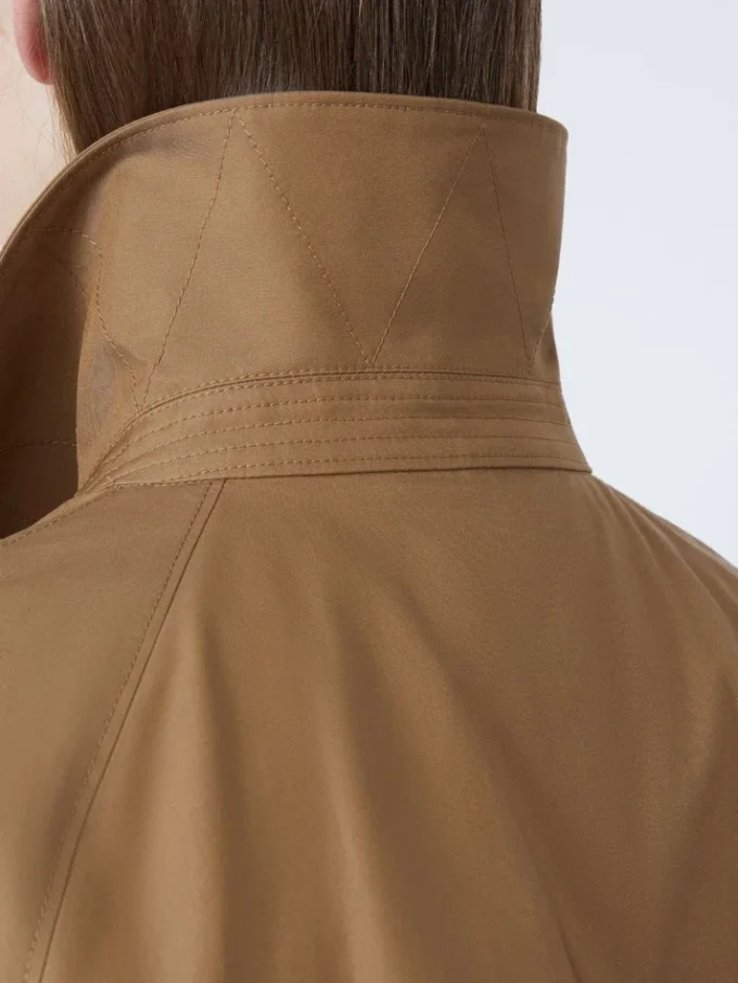 Kort, vannavvisende trenchcoat i twill, brun Kort, vannavvisende trenchcoat i twill, brun