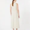 Lang, utsvunget kjole i scuba-jersey, beige Lang, utsvunget kjole i scuba-jersey, beige