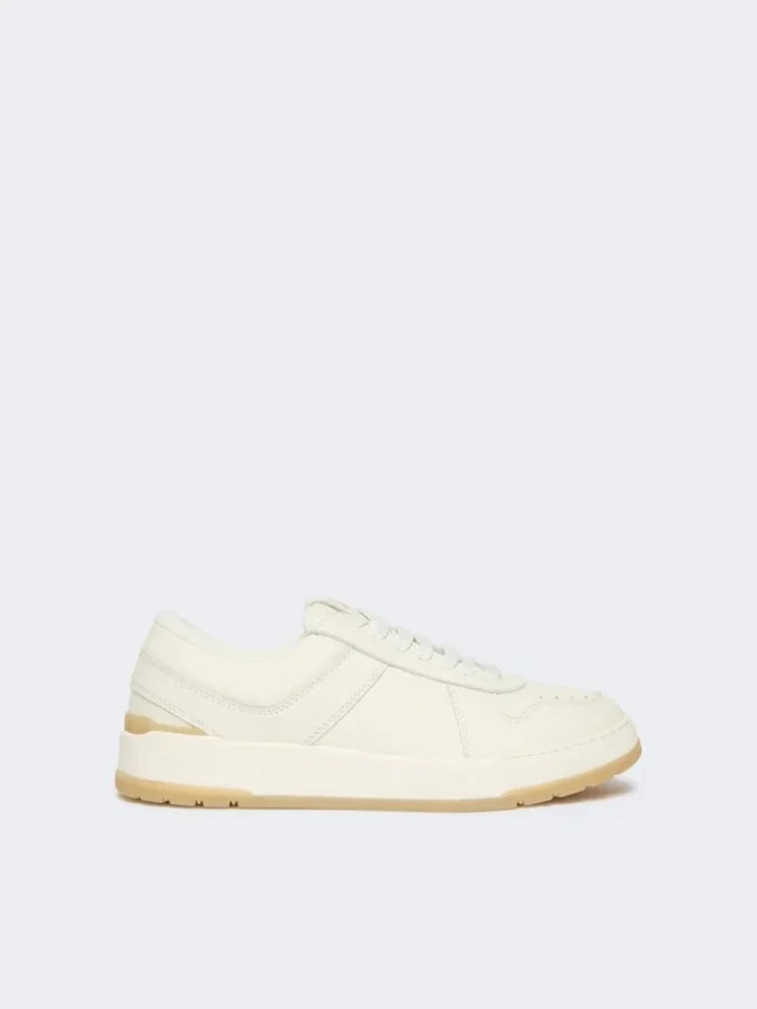 Lavskosneakers i tumlet skinn, hvite