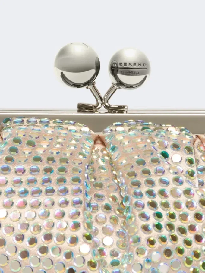 Liten satengveske i pasticcino-stil med rhinestones, antikkrosa