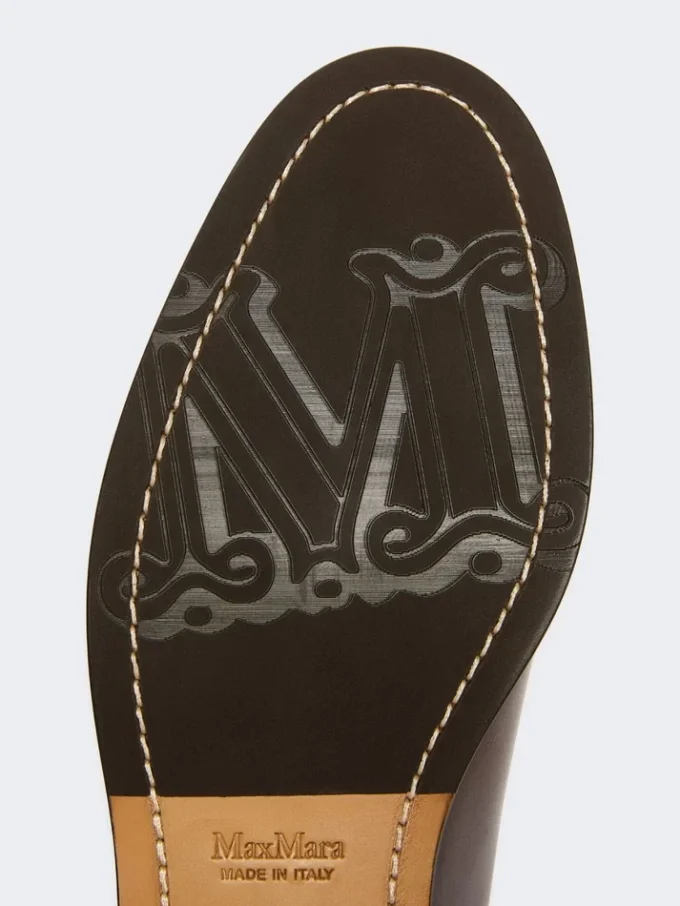 Loafers i skinn med dusker, kakao Loafers i skinn med dusker, kakao