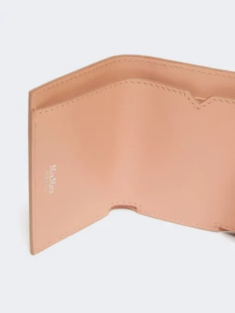 Lommebok i skinn med tre folder, rosa