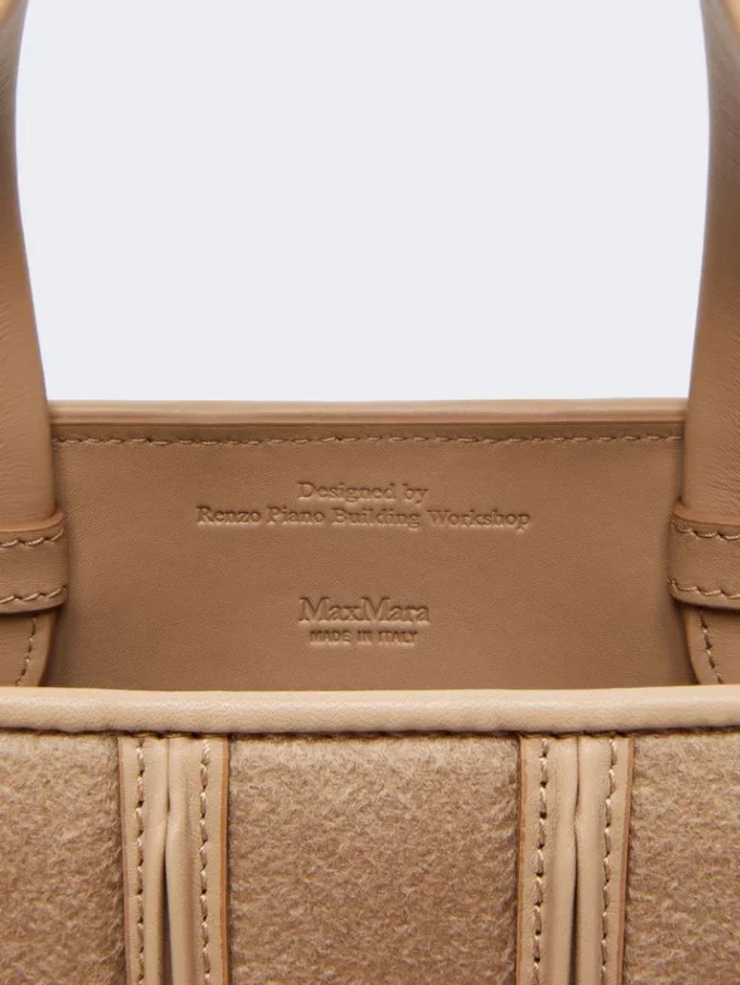 Max Mara Whitney-veske 4 – liten, hasselnøttbrun