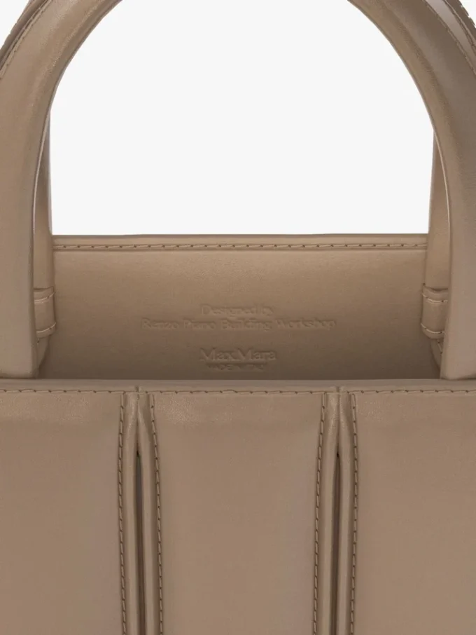 Max Mara Whitney-veske 4 – liten, natur Max Mara Whitney-veske 4 – liten, natur