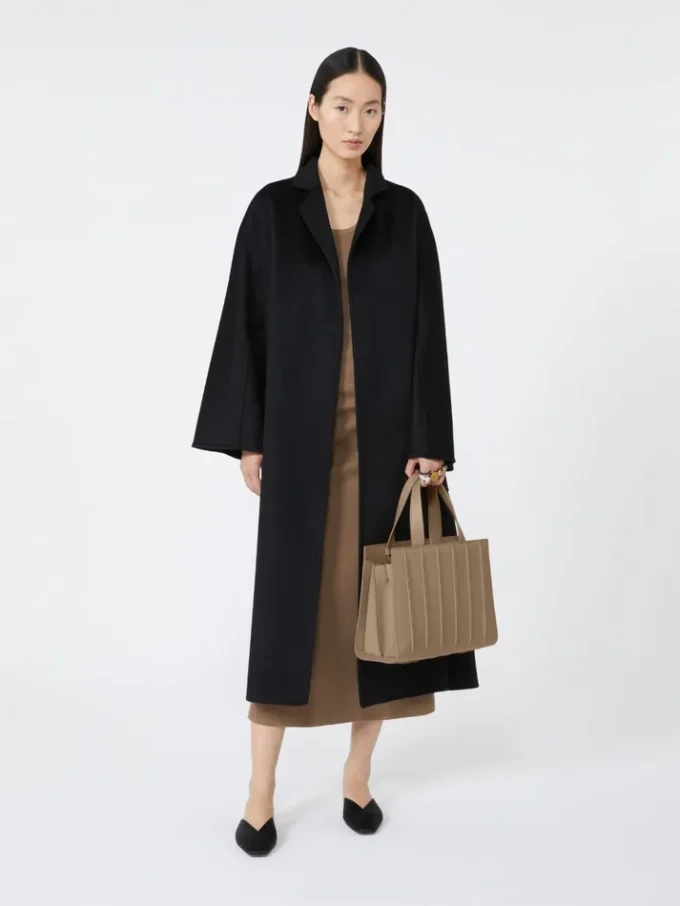 Max Mara Whitney-veske 6 – medium, natur