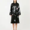 Midi-trenchcoat i gabardin med vinyleffekt, svart Midi-trenchcoat i gabardin med vinyleffekt, svart