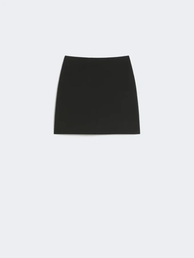 Mini-skjørt i stretch-gabardin, svart
