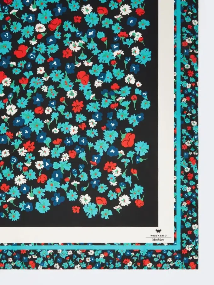 Mønstret foulard i silketwill, elfenben Mønstret foulard i silketwill, elfenben