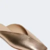 Mules i laminert nappaskinn, rosa Mules i laminert nappaskinn, rosa