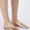 Mules i laminert nappaskinn, rosa Mules i laminert nappaskinn, rosa