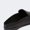 Mules i lerret med raffia-effekt, svart Mules i lerret med raffia-effekt, svart