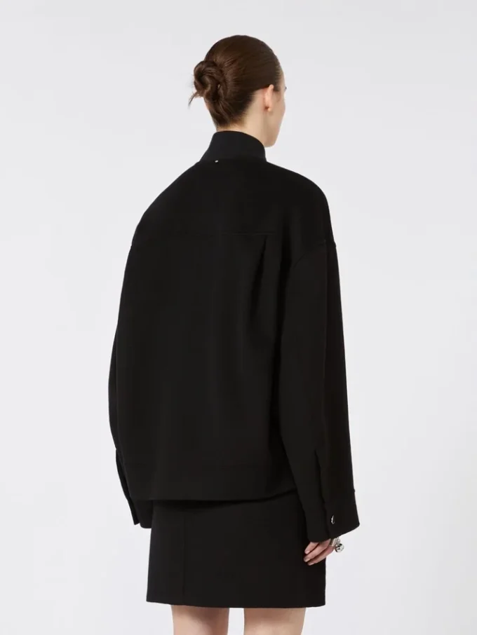 Oversized bomberjakke i ull, svart Oversized bomberjakke i ull, svart