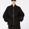Oversized bomberjakke i ull, svart Oversized bomberjakke i ull, svart