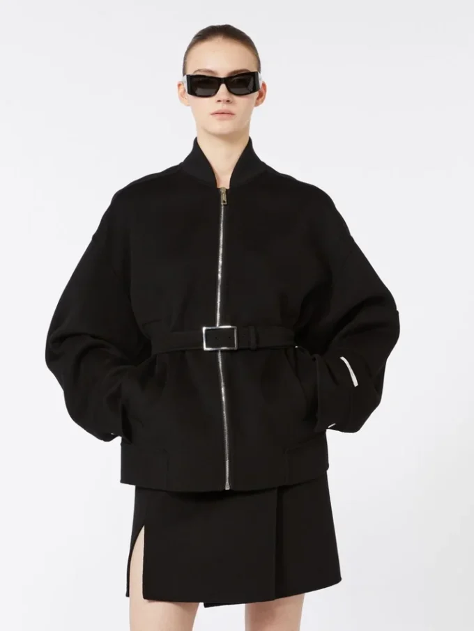 Oversized bomberjakke i ull, svart Oversized bomberjakke i ull, svart