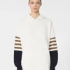 Oversized genser i ullstrikk, elfenben Oversized genser i ullstrikk, elfenben