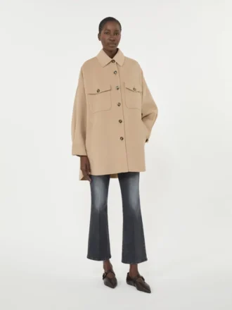 Oversized kåpe i ullblanding, kamel