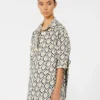 Oversized skjorte i poplin med trykk, beige