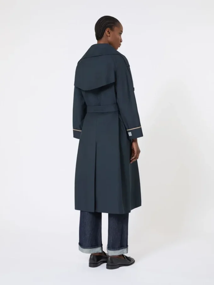 Oversized vannavvisende trenchcoat i twill, ultramarin Oversized vannavvisende trenchcoat i twill, ultramarin