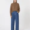 Denimjeans med vid ben, midnattsblå