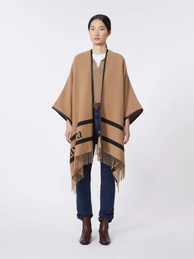 Poncho i jacquardull, kamel Poncho i jacquardull, kamel