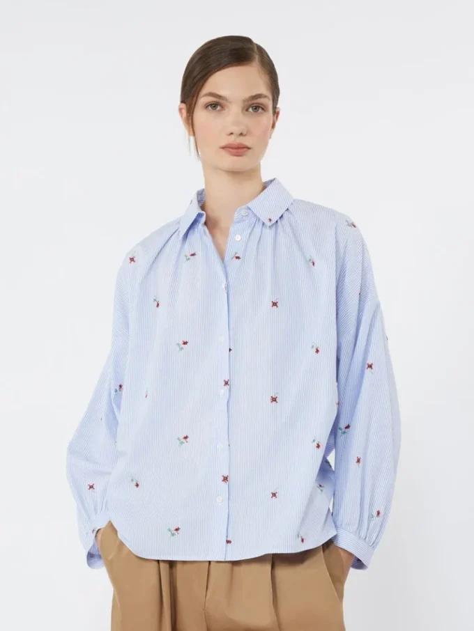 Poplin-skjorte med broderi, lyseblå